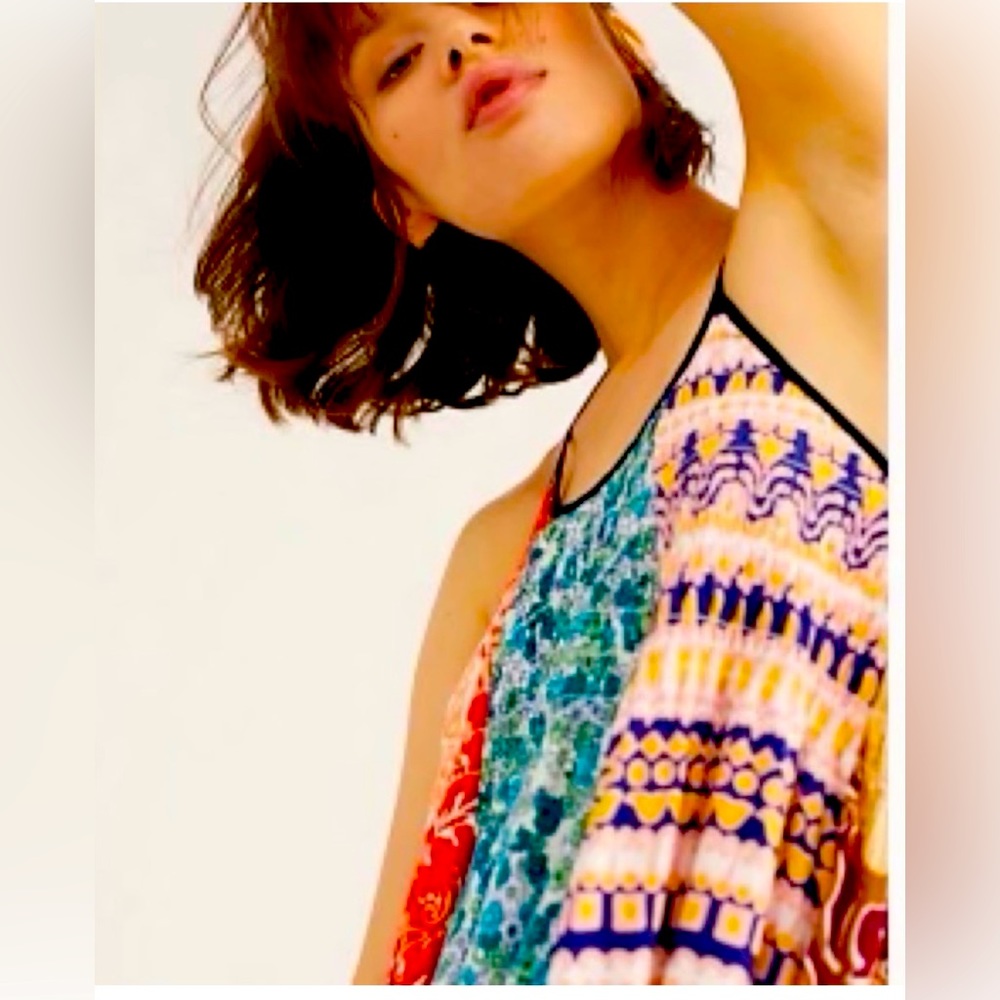 Free People Can’t Tie Me Down Tunic -hard to photo because it’s a *movement* top